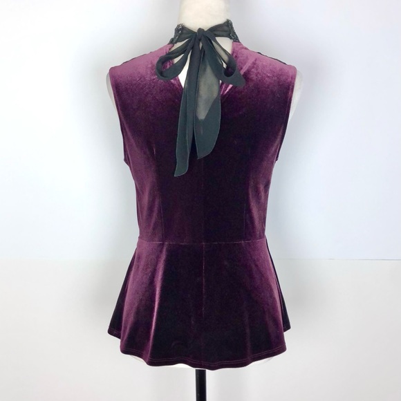 Le Château velvet and lace top - Picture 4 of 7